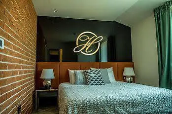 Ξενοδοχείο Hedonic 4*