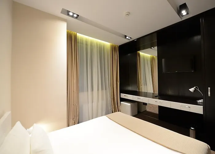 Hedonic 4* Βελιγράδι