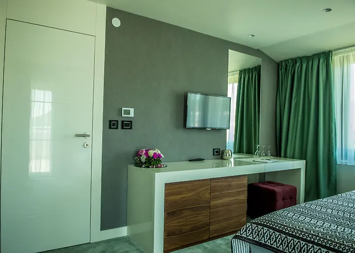 Hedonic Βελιγράδι